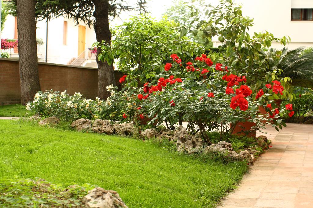 B&b Igea 50 Modena Exterior foto